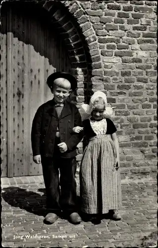 Ak Zeeland, Jong Walcheren, Kinder in Volkstrachten