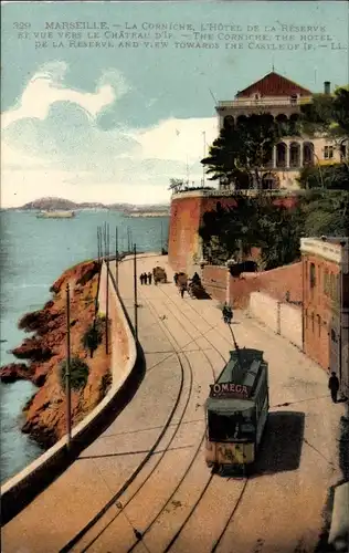 Ak Marseille Bouches du Rhône, La Corniche, Hotel de la Reserve, Vue vers le Chateau, Straßenbahn