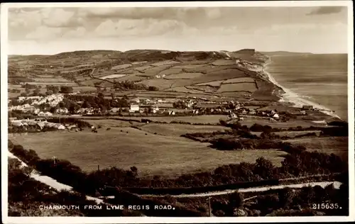 Ak Charmouth Dorset England, Panorama von der Lyme Regis Road