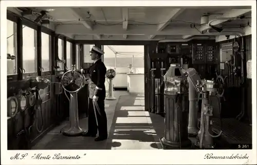 Ak MS Monte Sarmiento, HSDG, Zweischraubenmotorschiff, Kommandobrücke