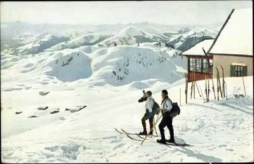 Ak Kitzbühel in Tirol, Kitzbüheler Horn, Alpenhaus, Skiläufer