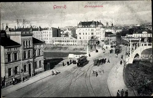 Ak Gera in Thüringen, Heinrichsbrücke, Straßenbahnen