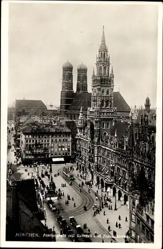 Ak München Bayern, Marienplatz mit Mariensäule, Rathaus, Frauenkirche