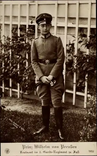 Ak Prinz Wilhelm von Preußen, Leutnant im I. Garde Regiment zu Fuß, Uniform