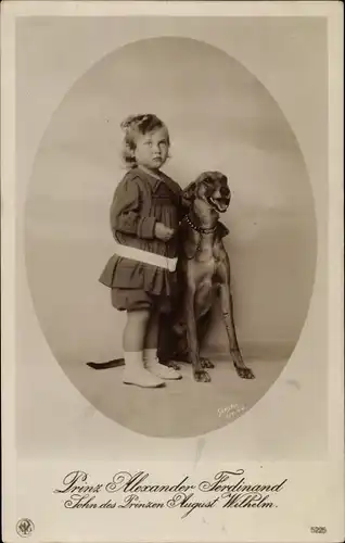 Ak Prinz Alexander Ferdinand von Preußen, Portrait mit Hund