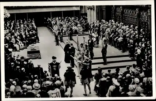 Ak Amsterdam, Juliana der Niederlande, Einweihung der neuen Kirche 1948