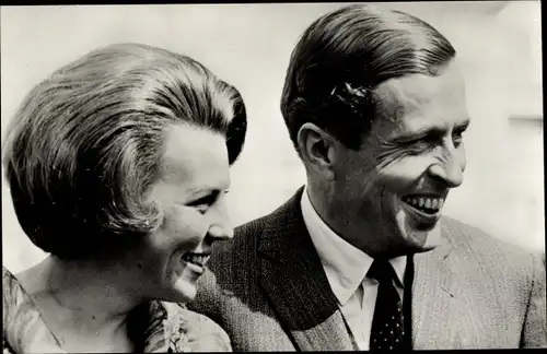 Ak Prinzessin Beatrix der Niederlande, Prinzgemahl Claus von Amsberg