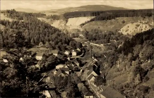 Ak Rübeland Oberharz am Brocken, Gesamtansicht, Blick zum Brocken