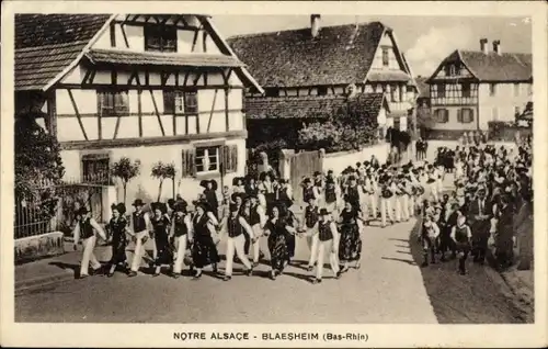 Ak Blaesheim Bläsheim Elsass Bas Rhin, Stadtfest, Volkstrachten