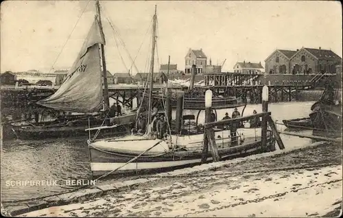 Ak Hoek van Holland Südholland, Schipbreuk Berlin, een gezicht op den Hoek, reddingboot, bemanning