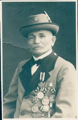 Foto Portrait eines Mannes, Orden, Abzeichen