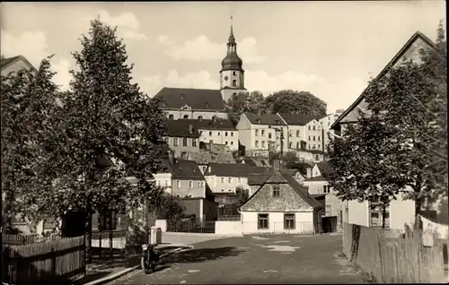 Ak Treuen im Vogtland, Ortsansicht, Kirche