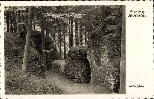 Ak Masserberg in Thüringen, Schröderfelsen, Nadelöhr