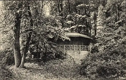 Ak Weimar in Thüringen, Borkenhäuschen im Park