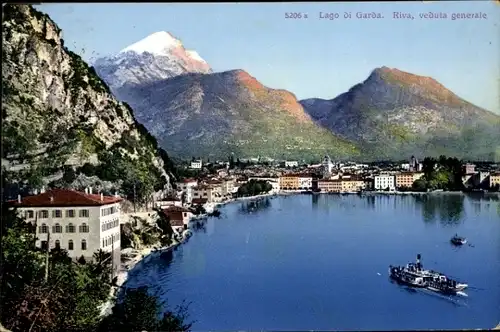 Ak Riva del Garda Südtirol, veduta generale, Totalansicht des Ortes, Dampfer