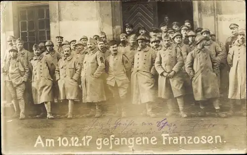 Foto Ak Kriegsgefangene Franzosen, gefangen am 10.12.1917, I WK