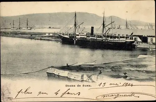 Ak Suez Ägypten, Docks, Hafenpartie, Dampfer und Lagerhallen