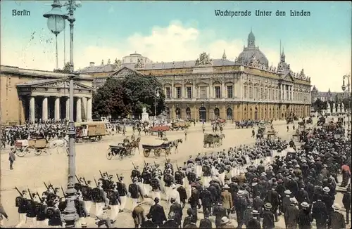 Ak Berlin Mitte, Unter den Linden, Wachtparade