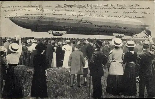 Ak Zeppelin'sches Luftschiff auf der Landungsstelle