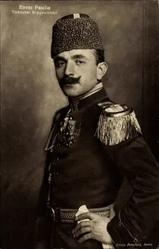 Ak Enver Pascha, Türkischer Kriegsminister, Uniform, Orden