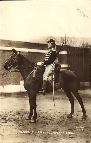 Ak Französischer Soldat, Berittener Jäger in Paradeuniform