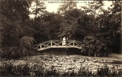 Ak Hampstead London England, Golders Hill Park, Brücke