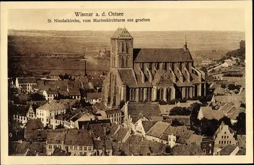 Ak Hansestadt Wismar, St. Nicolaikirche vom Marienkirchturm aus gesehen