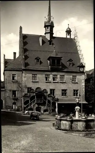 Ak Pößneck in Thüringen, Rathaus, Brunnen, Autos