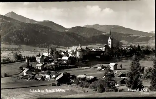 Ak Radstadt in Salzburg, Gesamtansicht, Gebirge