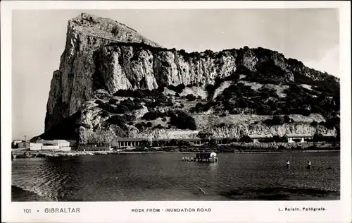 Ak Gibraltar, Rock from inundation road