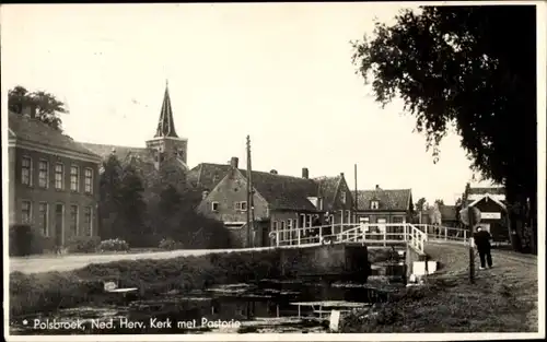 Ak Polsbroek Utrecht Niederlande, Ned. Rev. Kirche mit Pfarrhaus