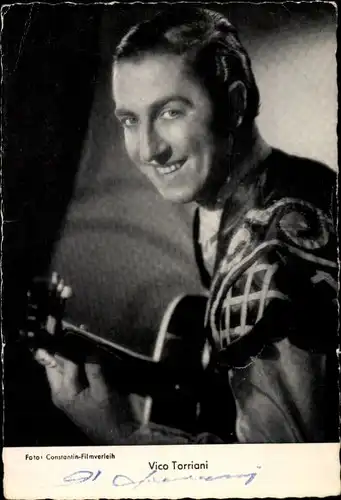 Ak Schauspieler und Sänger Vico Torriani, Portrait mit Gitarre