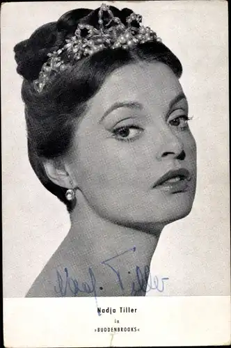 Ak Schauspielerin Nadja Tiller in Buddenbrooks, Portrait, Autogramm