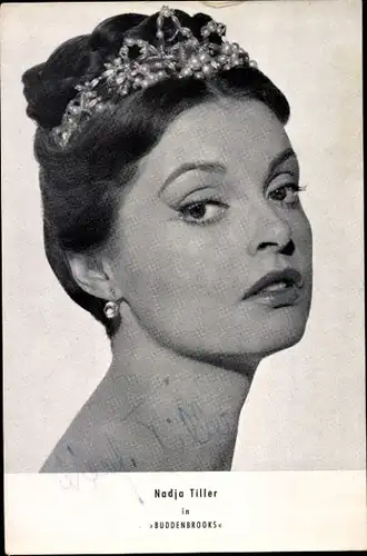Ak Schauspielerin Nadja Tiller in Buddenbrooks, Portrait, Autogramm