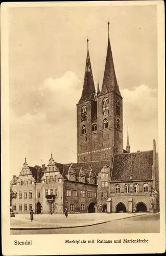 Ak Stendal in Sachsen Anhalt, Marktplatz mit Rathaus und Marienkirche