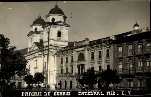 Ak Kolumbien, Berrio Park, Kathedrale