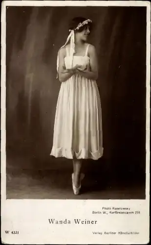 Ak Tänzerin Wanda Weiner, Portrait, Ballett