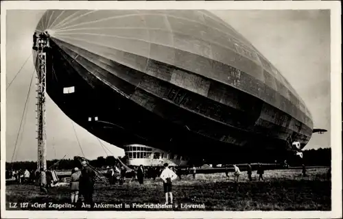 Ak Luftschiff LZ 127 Graf Zeppelin am Ankermast, Flugplatz Friedrichshafen Löwental