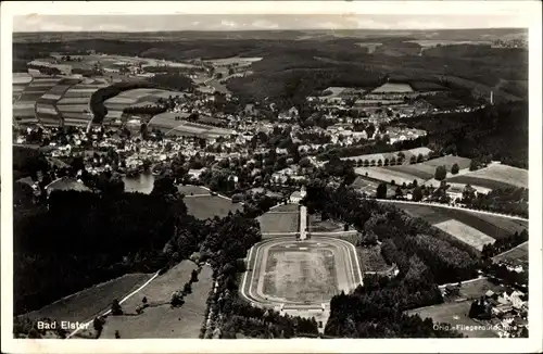Ak Bad Elster im Vogtland, Panorama, Fliegeraufnahme