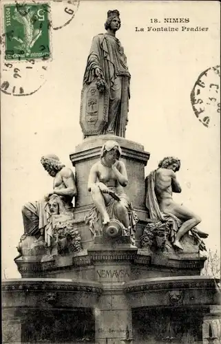 Ak Nîmes Gard, Fontaine Pradier