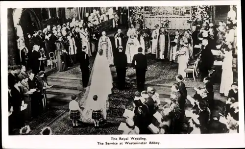 Ak The Royal Wedding, The Service at Westminster Abbey, Prinzessin Elisabeth und Prinz Philip