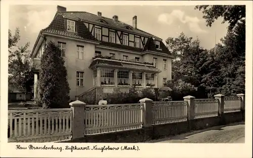 Ak Neuglobsow Stechlin Brandenburg, Haus Brandenburg, Erholungsheim