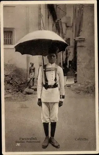 Ak Calcutta Kolkata Kalkutta Indien, Indischer Polizist mit Schirm, Parawallah