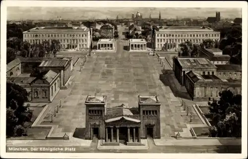 Ak München, Der Königliche Platz, Luftbild
