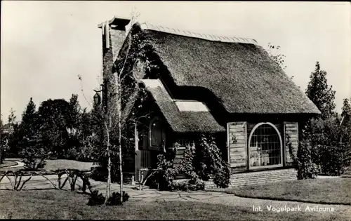 Ak Alphen aan den Rijn Südholland, Int. Vogelpark Avifauna, Souvenir-huisje