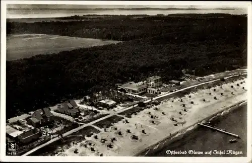 Ak Glowe auf Rügen, Fliegeraufnahme vom Strand, Hotels