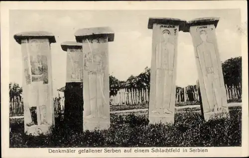 Ak Serbien, Denkmäler gefallener Serben auf einem Schlachtfeld