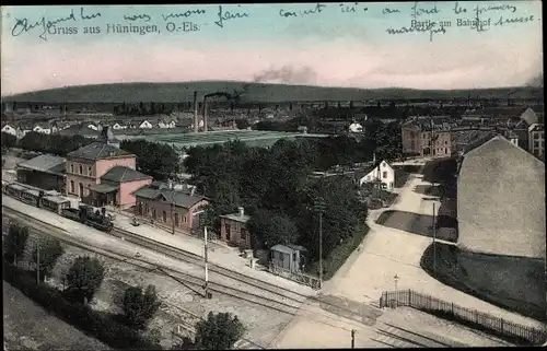 Ak Huningue Hüningen Elsass Haut Rhin, Blick auf den Ort, Bahnhof, Gleisseite