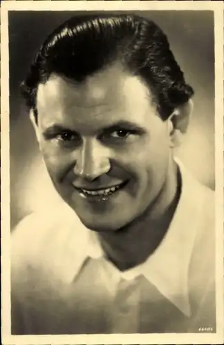 Ak Schauspieler Hans-Erich Pepe, Portrait