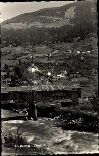 Ak Oetz in Tirol, Oetztal, Brücke, Gesamtansicht